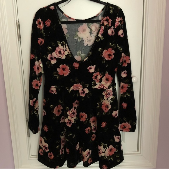 BETHANY MOTA VELVET FLORAL DRESS - Picture 2 of 4